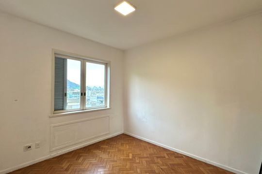 Apartamento à venda com 3 quartos, 135m² em Lagoa, Rio de Janeiro