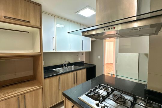 Apartamento à venda com 3 quartos, 135m² em Lagoa, Rio de Janeiro