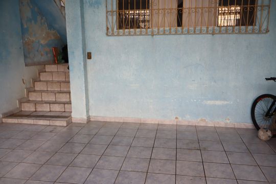 Garagem de casa à venda com 3 quartos, 130m² em Vila Nova Utinga, São Paulo