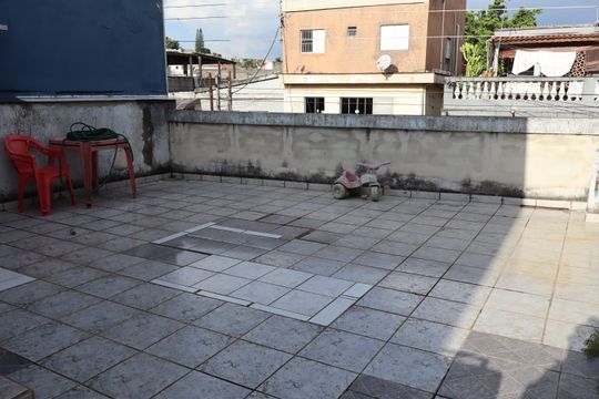 Varanda de casa à venda com 3 quartos, 130m² em Vila Nova Utinga, São Paulo
