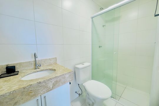 Banheiro de kitnet/studio à venda com 1 quarto, 38m² em Vila Galvão, Guarulhos