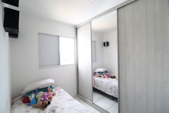 Quarto 1 de apartamento para alugar com 2 quartos, 60m² em Granada, Uberlândia