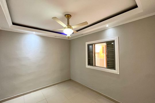 Quarto 3 de casa à venda com 3 quartos, 145m² em Jardim America, Campinas
