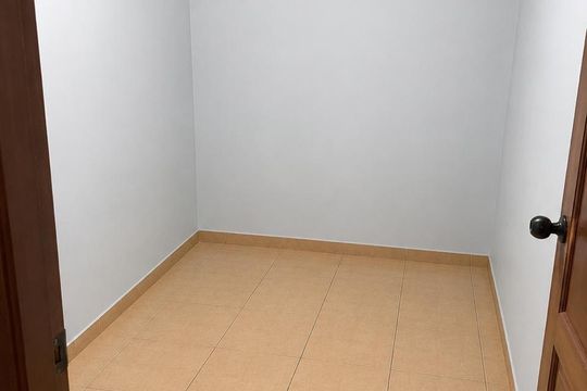 Closet do Quarto 2 de casa à venda com 2 quartos, 78m² em Vila Paulistania, São Paulo