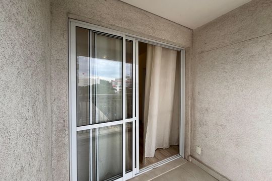 Sacada de apartamento à venda com 1 quarto, 41m² em Umuarama, Osasco