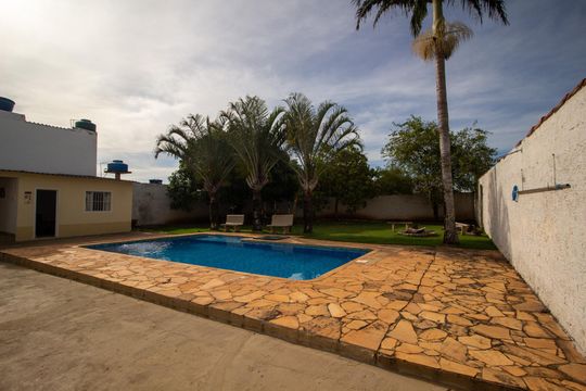 Área externa de casa para alugar com 3 quartos, 1000m² em Jardim Tatiana, Votorantim