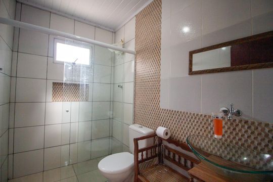 Banheiro de casa para alugar com 3 quartos, 1000m² em Jardim Tatiana, Votorantim