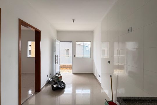 Cozinha de apartamento para alugar com 2 quartos, 60m² em Jardim Mangalot, São Paulo