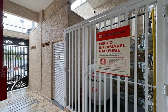 Área comum de apartamento para alugar com 2 quartos, 60m² em Jardim Mangalot, São Paulo