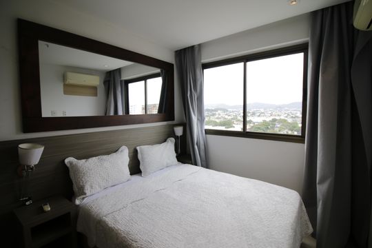 Quarto 1 de apartamento para alugar com 1 quarto, 36m² em Jacarepaguá, Rio de Janeiro