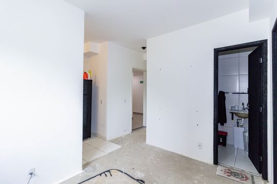 Sala de apartamento à venda com 2 quartos, 38m² em Jardim Vivan, São Paulo