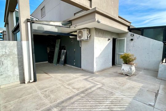 Quintal de apartamento à venda com 2 quartos, 106m² em Vila Augusta, Guarulhos