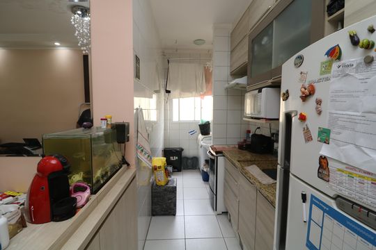 Cozinha de apartamento à venda com 2 quartos, 50m² em Vila Antonieta, São Paulo