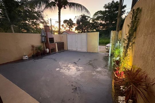 Área externa de casa de condomínio para alugar com 3 quartos, 180m² em Guaratiba, Rio de Janeiro