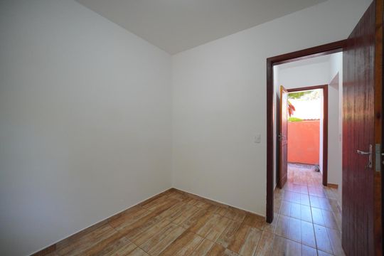 Quarto de casa para alugar com 1 quarto, 44m² em São João do Rio Vermelho, Florianópolis