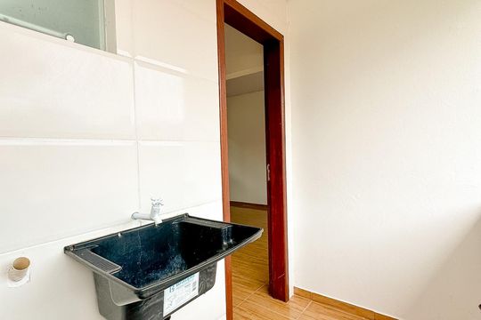 Lavanderia de apartamento para alugar com 1 quarto, 45m² em São João do Rio Vermelho, Florianópolis