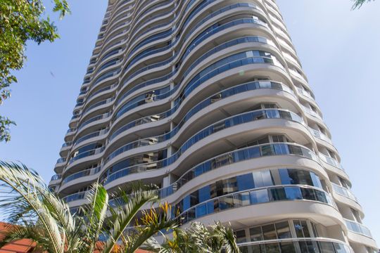 Fachada do bloco de apartamento à venda com 1 quarto, 70m² em Empresarial 18 do Forte, Barueri