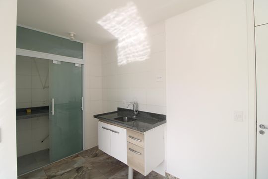Cozinha de apartamento à venda com 2 quartos, 33m² em Jurubatuba, São Paulo