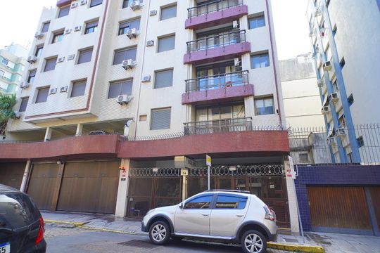 Fachada  de apartamento para alugar com 1 quarto, 36m² em Centro Histórico, Porto Alegre