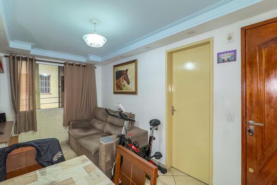 Sala de apartamento à venda com 3 quartos, 50m² em Parque Santo Antônio, São Paulo