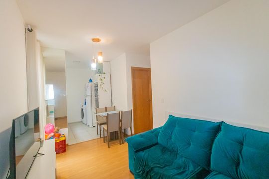 Sala de apartamento à venda com 2 quartos, 40m² em Igara, Canoas