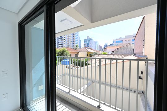 Varanda de kitnet/studio à venda com 1 quarto, 38m² em Vila Clementino, São Paulo