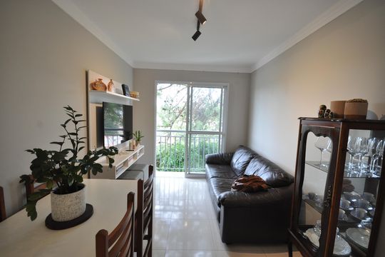 Sala de apartamento à venda com 2 quartos, 52m² em Vila Irmaos Arnoni, São Paulo