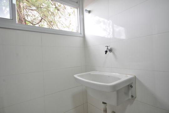 Área de Serviço de apartamento à venda com 2 quartos, 52m² em Vila Irmaos Arnoni, São Paulo
