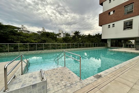Área comum - Piscina de apartamento para alugar com 2 quartos, 76m² em Córrego Grande, Florianópolis