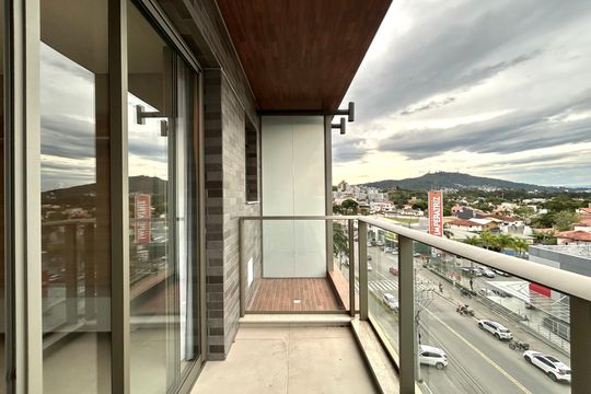 Varanda de apartamento para alugar com 2 quartos, 76m² em Córrego Grande, Florianópolis
