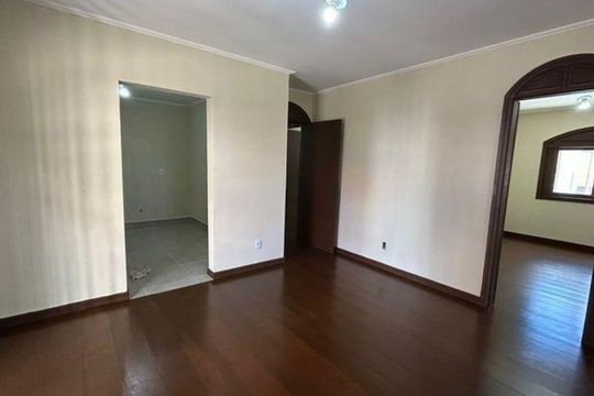 Sala de casa de condomínio para alugar com 3 quartos, 80m² em Jardim Itu, Porto Alegre