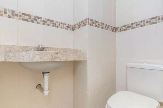 Lavabo de apartamento para alugar com 1 quarto, 47m² em Cidade Baixa, Porto Alegre