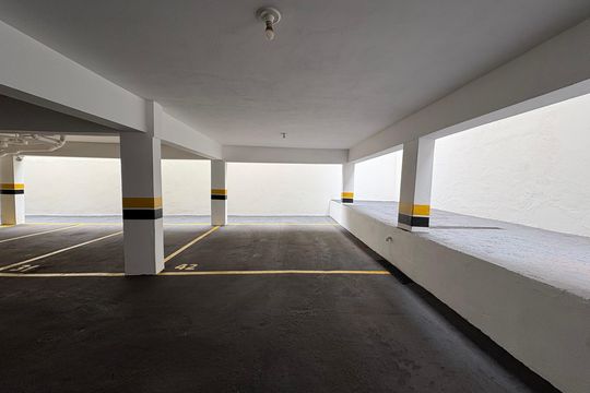 Garagem de apartamento para alugar com 3 quartos, 86m² em Jardim Irajá, Ribeirão Preto