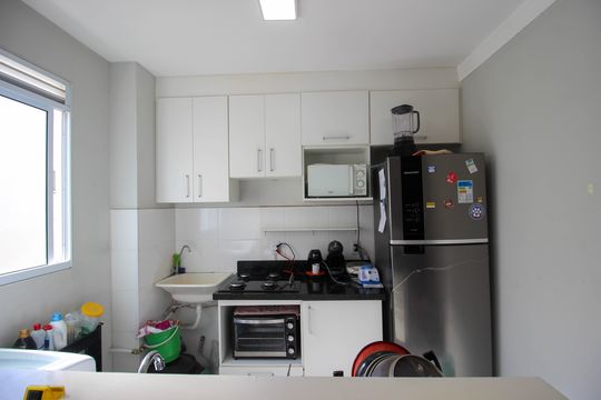 Cozinha de apartamento para alugar com 2 quartos, 40m² em Vila Guilherme, Votorantim