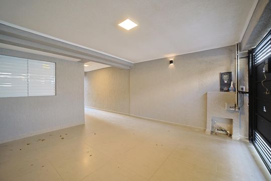 Garagem de casa à venda com 3 quartos, 150m² em Vila Sao Geraldo, São Paulo