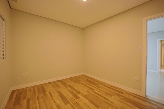 Quarto 3 de casa à venda com 3 quartos, 150m² em Vila Sao Geraldo, São Paulo