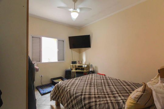 Casa à venda com 2 quartos, 159m² em Jardim Mimar, São Paulo