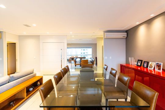 Sala de jantar de apartamento à venda com 3 quartos, 211m² em Vila Andrade, São Paulo
