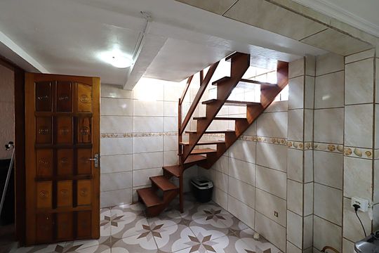 Cozinha de casa à venda com 2 quartos, 90m² em Costa E Silva, Porto Alegre