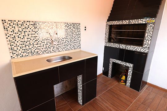 Salão de Festas de casa à venda com 2 quartos, 90m² em Costa E Silva, Porto Alegre