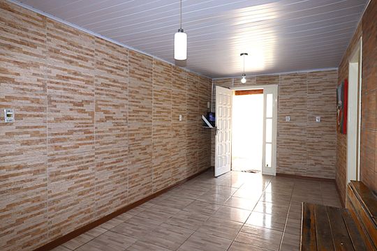 Sala de casa à venda com 2 quartos, 90m² em Costa E Silva, Porto Alegre