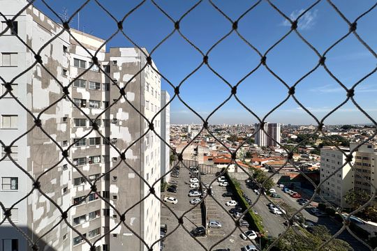 Vista dos Quartos  de apartamento à venda com 2 quartos, 52m² em Jardim Maristela, São Paulo