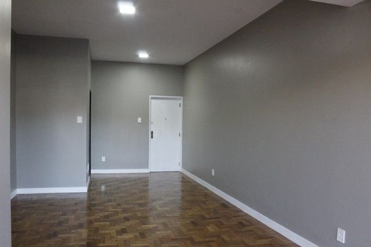 Sala de apartamento à venda com 3 quartos, 84m² em Praça da Bandeira, Rio de Janeiro