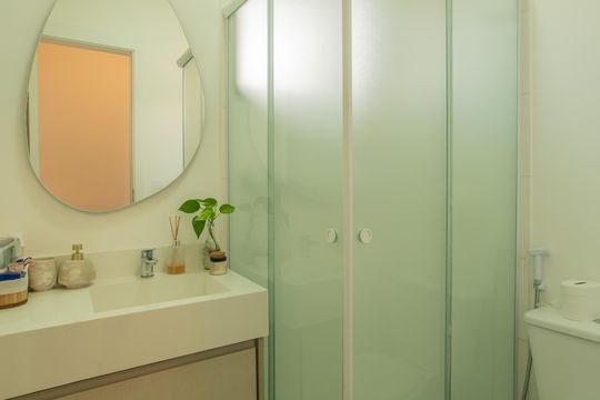 Banheiro de apartamento à venda com 1 quarto, 30m² em Vila Mariana, São Paulo
