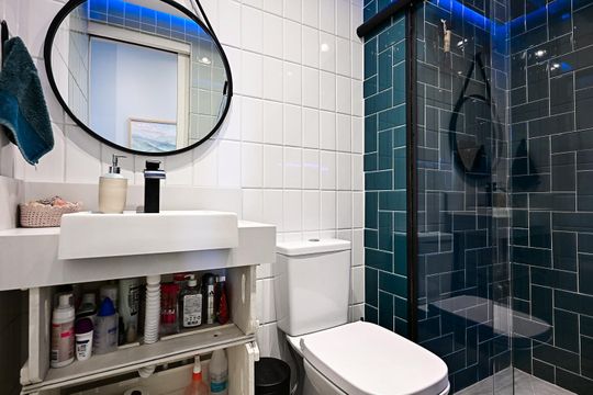 Banheiro de apartamento à venda com 2 quartos, 49m² em Jardim Umarizal, São Paulo