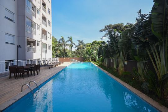 Piscina de apartamento à venda com 2 quartos, 49m² em Jardim Umarizal, São Paulo