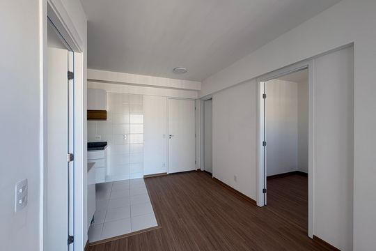 Sala de apartamento para alugar com 2 quartos, 40m² em Vila Albertina, São Paulo
