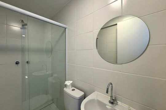 Banheiro de apartamento para alugar com 2 quartos, 40m² em Vila Albertina, São Paulo