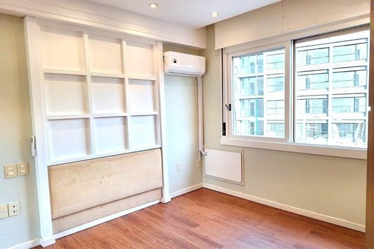 Quarto 2 de apartamento para alugar com 3 quartos, 114m² em Centro Histórico, Porto Alegre
