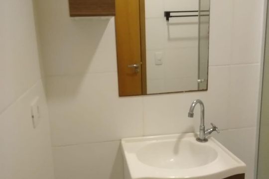 Banheiro de kitnet/studio à venda com 1 quarto, 42m² em Campo Grande, São Paulo